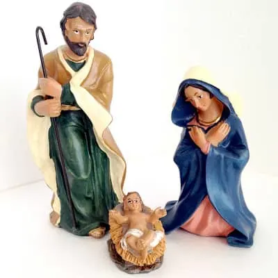 Turn a cheap and tacky Nativity into a beautiful custom Nativity set.