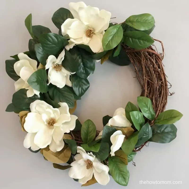 DIY Magnolia Wreath - Easy Farmhouse Style