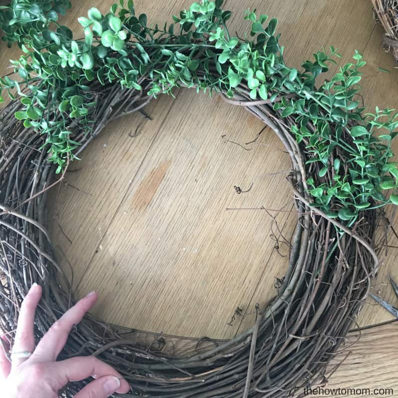 Easy Faux Boxwood Wreath DIY