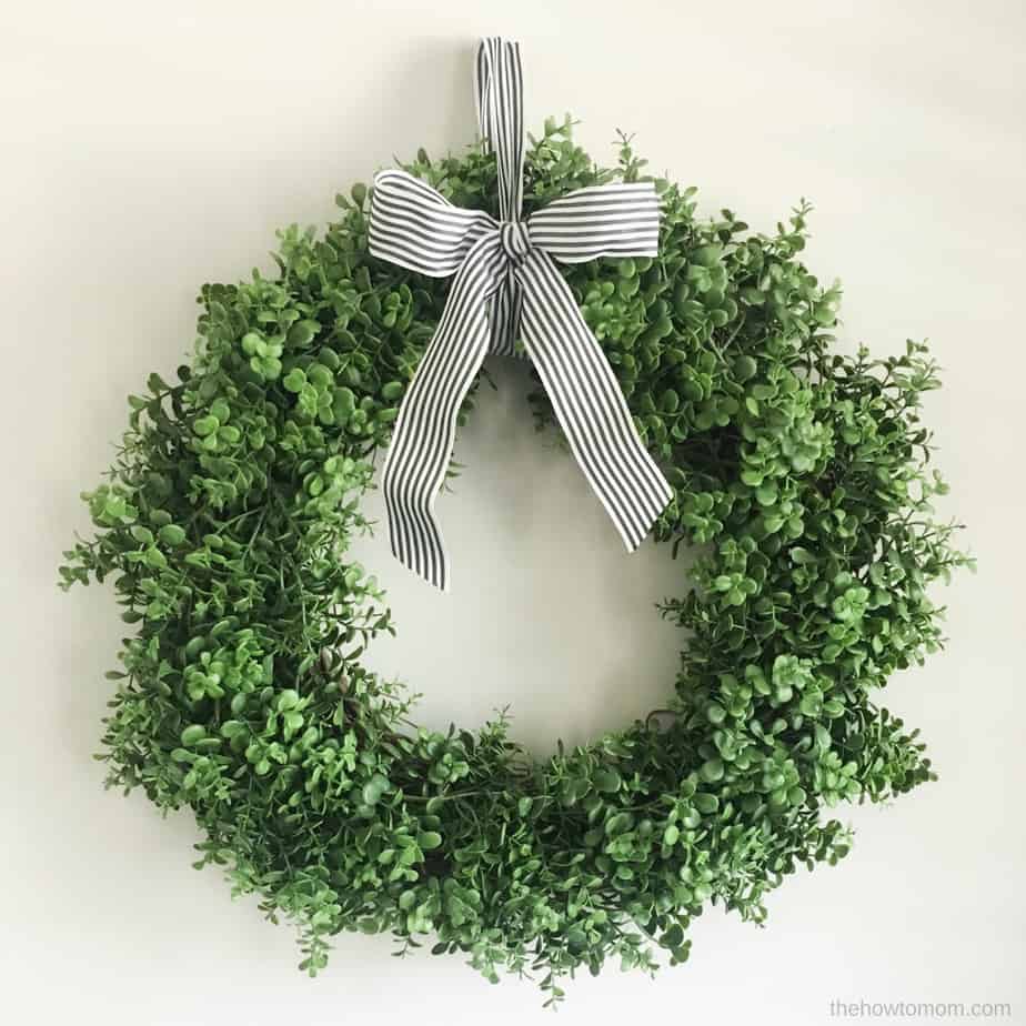 How to Make a Faux Boxwood Wreath - Easy!
