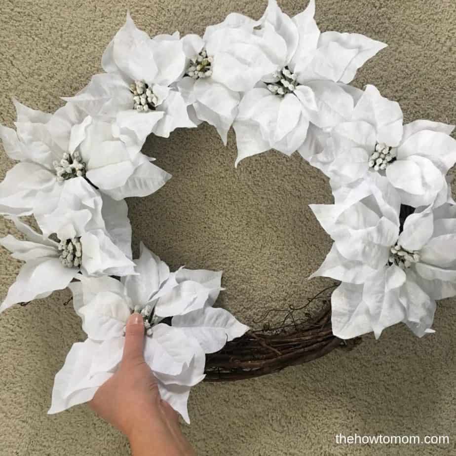 Easy Poinsettia Wreath DIY