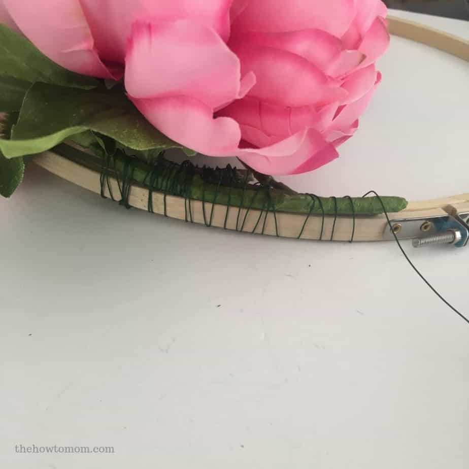 How to Make a Valentines Embroidery Hoop Wreath
