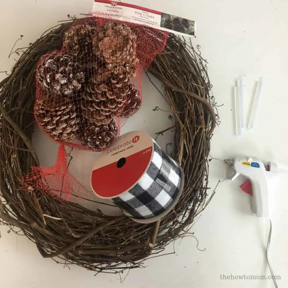 How to Make a Pinecone Wreath - Supplies needed