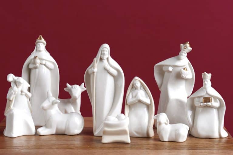 20+ Gorgeous and Modern Nativity Sets • The How To Mom