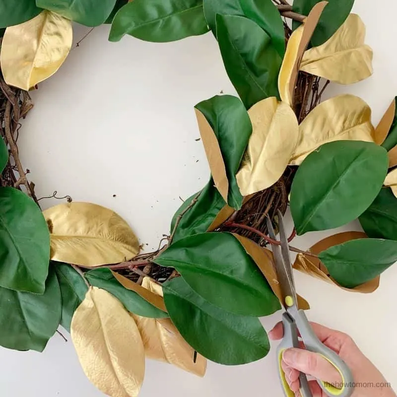christmas magnolia wreath DIY