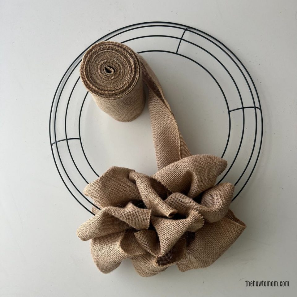 How to Make a Burlap Wreath 3 Easy Styles! The How To Mom
